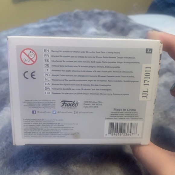 Funko Pop 167 DC Comics Bombshells Wonder Woman Holiday version - Picture 6 of 6